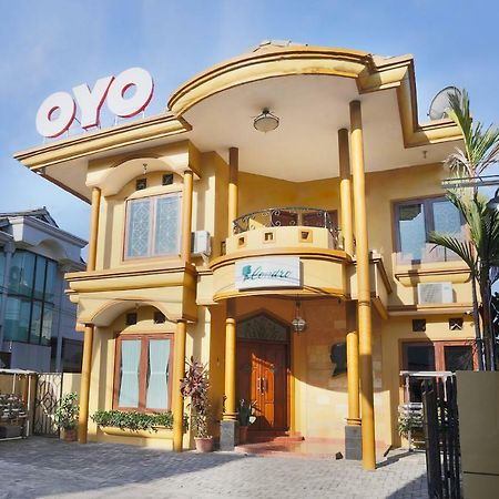 Oyo 1072 Kampung Condro Wulan Guesthouse Maguwo Zewnętrze zdjęcie