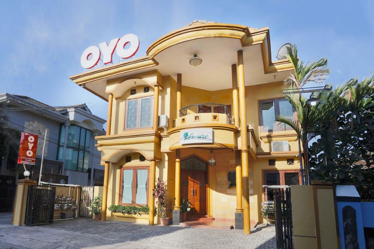 Oyo 1072 Kampung Condro Wulan Guesthouse Maguwo Zewnętrze zdjęcie