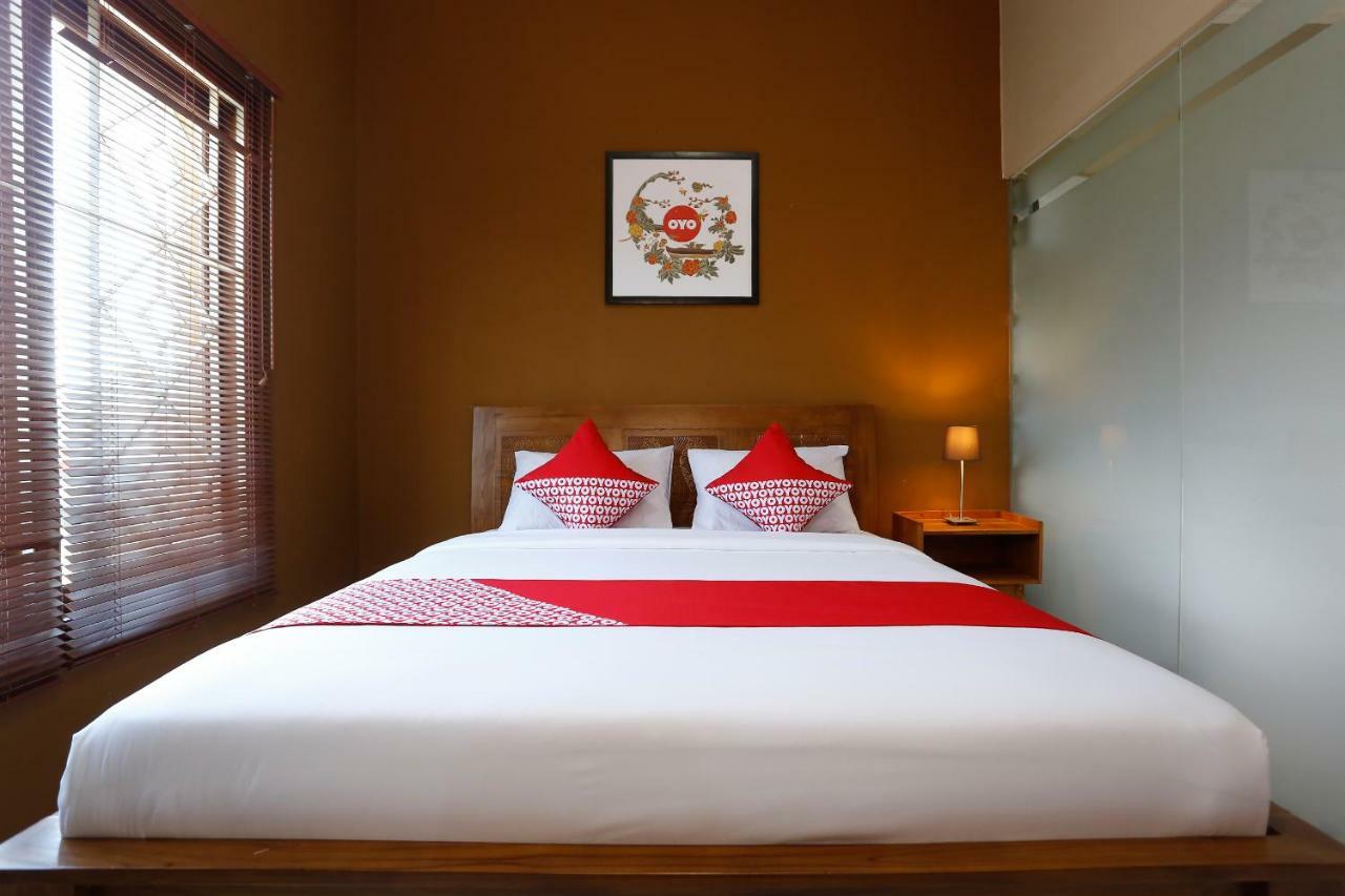 Oyo 1072 Kampung Condro Wulan Guesthouse Maguwo Zewnętrze zdjęcie
