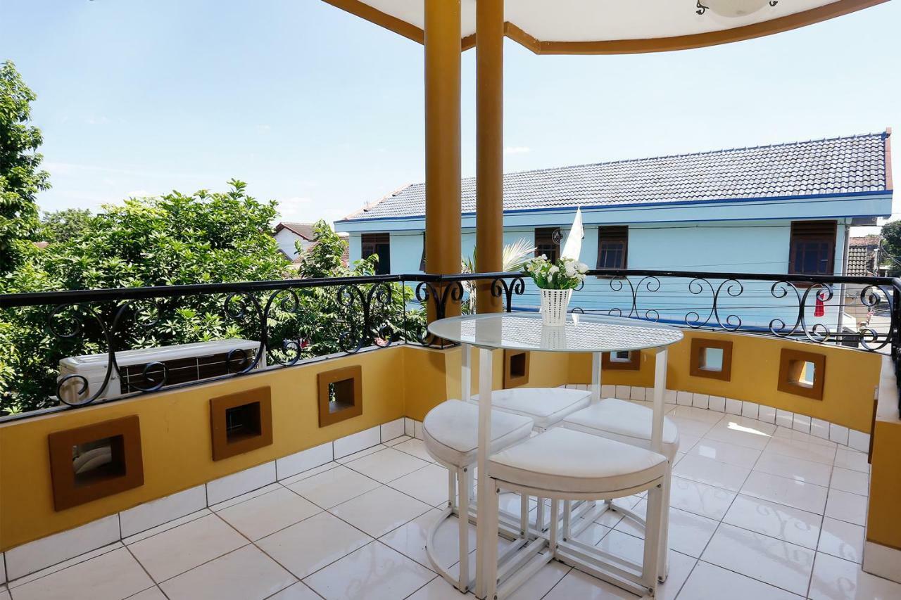 Oyo 1072 Kampung Condro Wulan Guesthouse Maguwo Zewnętrze zdjęcie