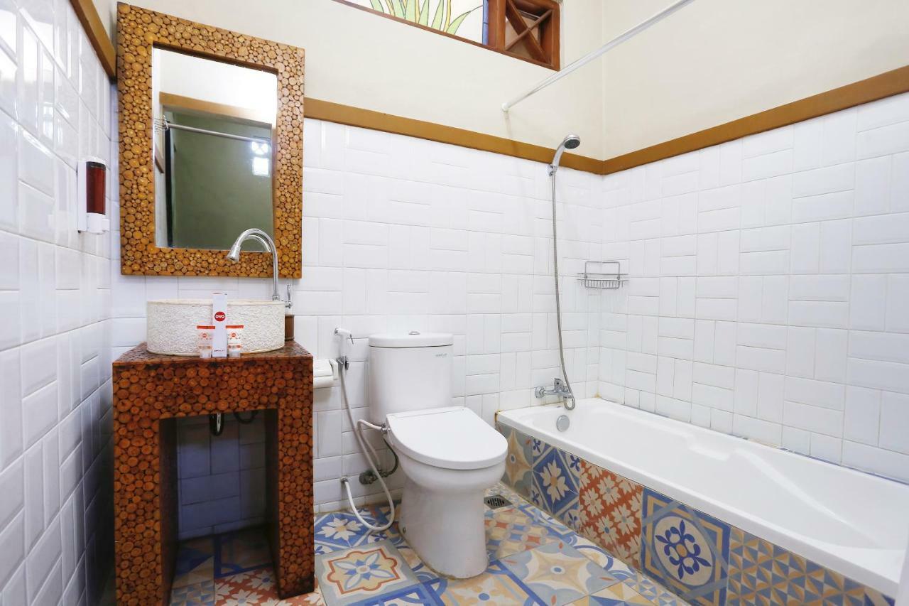 Oyo 1072 Kampung Condro Wulan Guesthouse Maguwo Zewnętrze zdjęcie