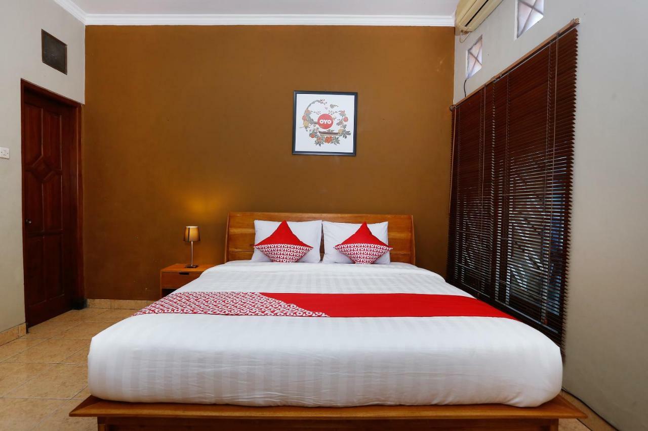 Oyo 1072 Kampung Condro Wulan Guesthouse Maguwo Zewnętrze zdjęcie
