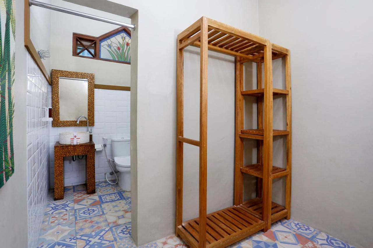 Oyo 1072 Kampung Condro Wulan Guesthouse Maguwo Zewnętrze zdjęcie